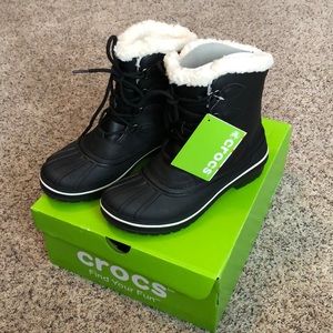Woman’s Snow Boots
